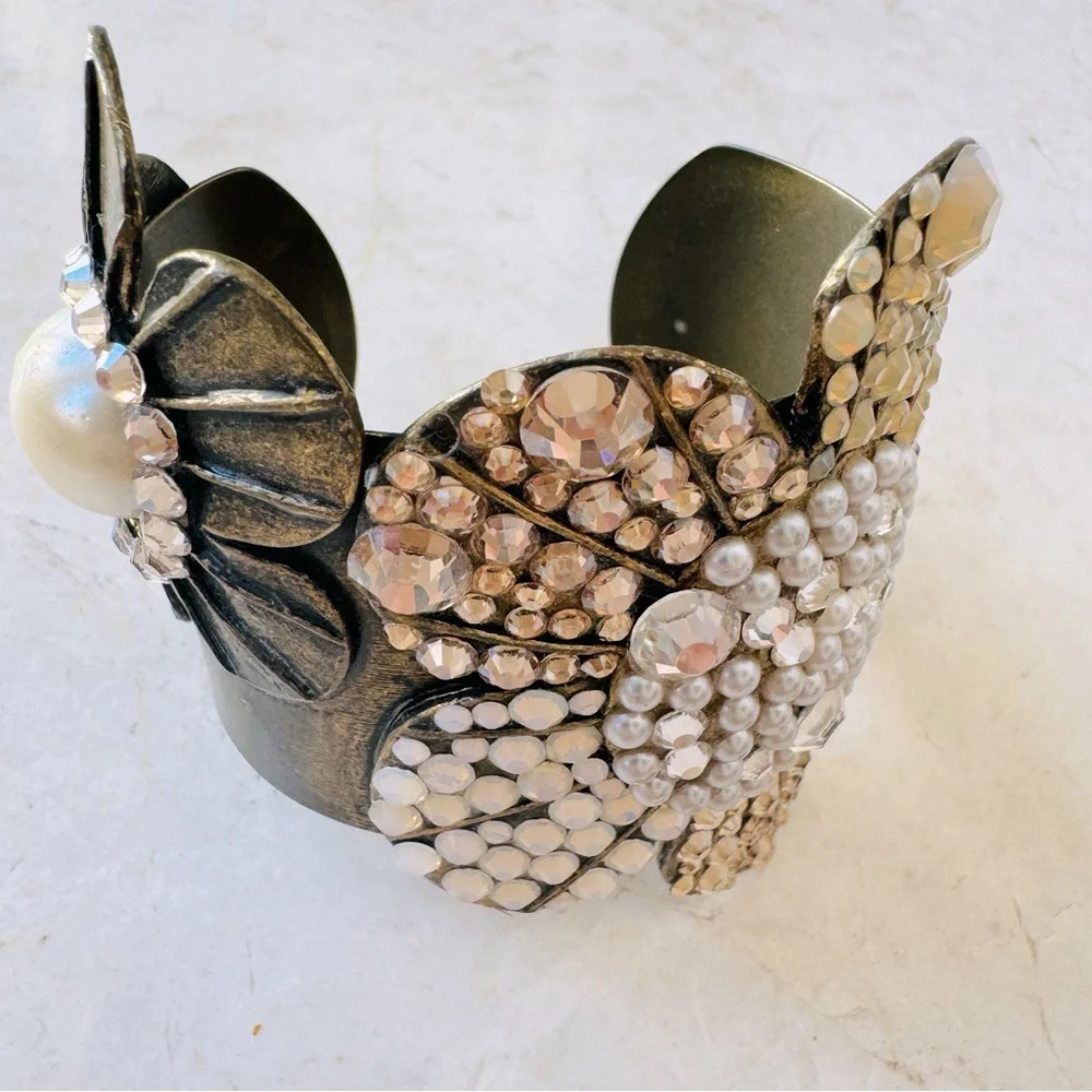 Cuff Bracelet bundle - Picture 7 of 16